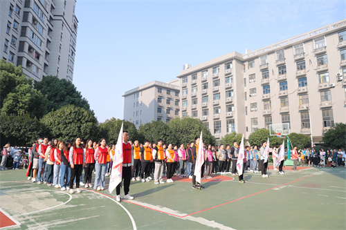 嗨戰(zhàn)！百捷火炬點(diǎn)燃熱烈永動(dòng)機(jī)